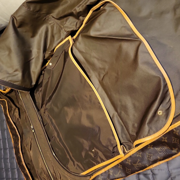 Garment Bag - Picture 7 of 7